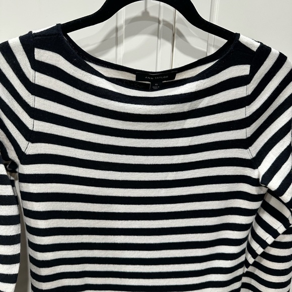 Ann Taylor Stretch Knit Midi Dress XS
Wool Blend Black White Stripe - Picture 5 of 10